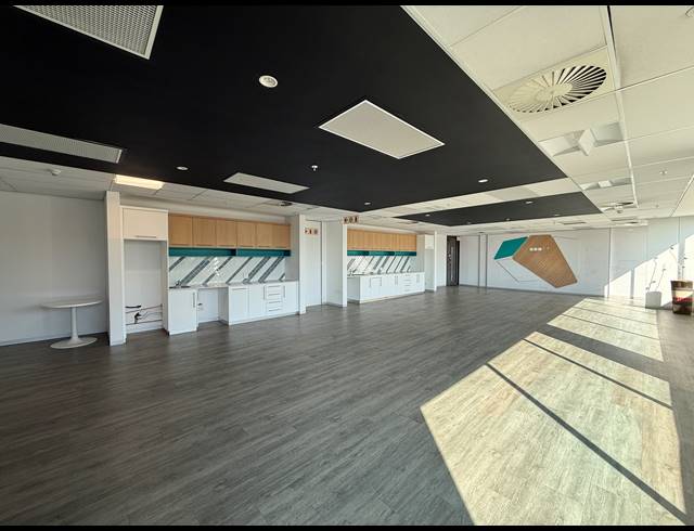 718M² OFFICE TO LET IN ROSEBANK